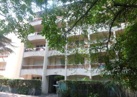 
                                                                                        Location
                                                                                         Beau studio 20m2 plein sud à Pau idéal étudiants