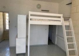 
                                                                                        Location
                                                                                         Beau studio 21m² lumineux en bord de de Maine