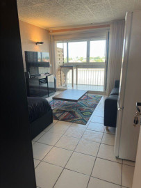 
                                                                                        Colocation
                                                                                         Beau studio 22m² avec balcon