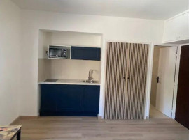 
                                                                                        Location
                                                                                         Beau studio 23m² meublé et rénové 650 CC