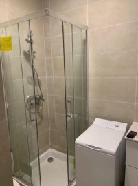 
                                                                                        Location
                                                                                         Beau studio 23m² meublé et rénové 650 CC