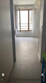 
                                                                                        Location
                                                                                         Beau studio 24m² au calme centre ville