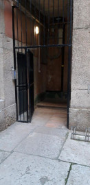 
                                                                                        Location
                                                                                         Beau studio 24m2 tout équipé Saint Vincent à Lyon