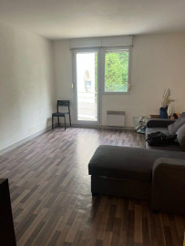 
                                                                                        Location
                                                                                         Beau studio 26m²
