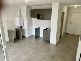 
                                                                                        Location
                                                                                         Beau studio 27m² neuf + balcon 8m²