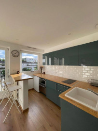 
                                                                                        Location
                                                                                         Beau studio 27m2 meublé refait à neuf