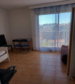 
                                                                                        Location
                                                                                         Beau studio 28 m² Marseille 5E à la Timone