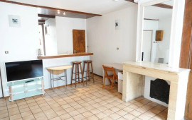 
                                                                                        Location
                                                                                         Beau studio 28m² entièrement équipé
