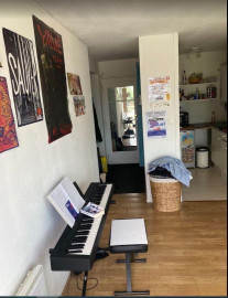 
                                                                                        Location
                                                                                         Beau studio 29m² balcon parking barrière Pessac