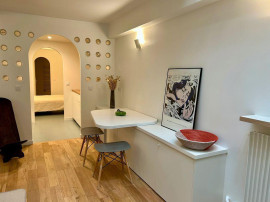 
                                                                                        Location
                                                                                         Beau Studio / 2P meublé 35m² + jardin  Neuilly