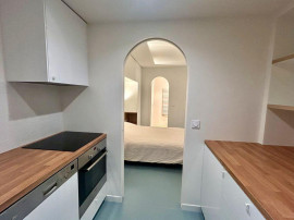 
                                                                                        Location
                                                                                         Beau Studio / 2P meublé 35m² + jardin  Neuilly