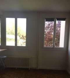 
                                                                                        Location
                                                                                         Beau studio 31m² lumineux