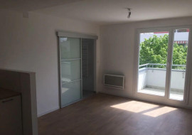 
                                                                                        Location
                                                                                         Beau studio 31m2 Parc du neudorf terrasse parking