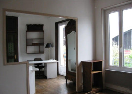 
                                                                                        Location
                                                                                         Beau studio 35m² proche tramway Flandrin Valmy