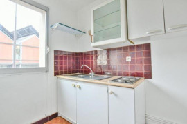 
                                                                                        Location
                                                                                         Beau studio à Jules Joffrin