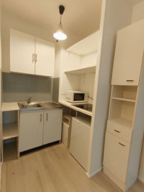 
                                                                                        Location
                                                                                         Beau studio à Plaisir