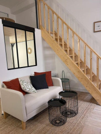 
                                                                                        Location
                                                                                         Beau studio avec terrasse et mezzanine à Boulogne