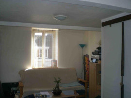 
                                                                                        Location
                                                                                         Beau studio duplex de 20m² +7m² de mezzanine