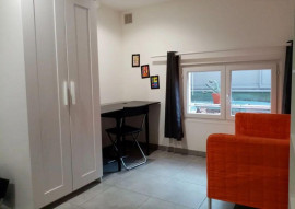
                                                                                        Location
                                                                                         Beau studio entièrement meublé 18m²