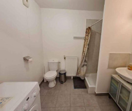 
                                                                                        Colocation
                                                                                         Beau studio entièrement meublé 31m²