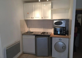 
                                                                                        Location
                                                                                         Beau studio équipé à Thionville