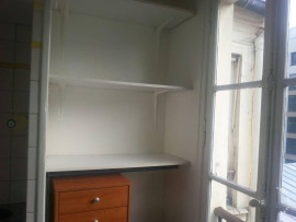 
                                                                                        Location
                                                                                         Beau studio meublé 10 m² Paris 7E