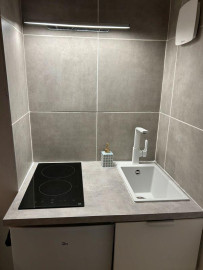 
                                                                                        Location
                                                                                         Beau studio meublé 13m² Jean Jaurès