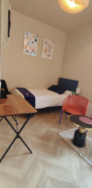 
                                                                                        Location
                                                                                         Beau studio meublé 14m²