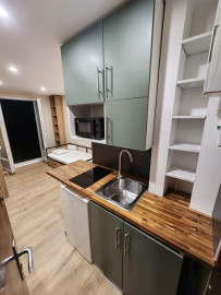 
                                                                                        Location
                                                                                         Beau studio meublé 15 m² entièrement rénové