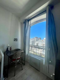 
                                                                                        Location
                                                                                         Beau studio meublé 15m²
