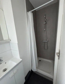 
                                                                                        Location
                                                                                         Beau studio meublé 15m² Quartier Velpeau / Gare