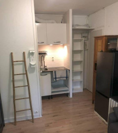 
                                                                                        Location
                                                                                         Beau studio meublé 15m² Rue de Marnes