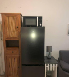 
                                                                                        Location
                                                                                         Beau studio meublé 15m² Rue de Marnes