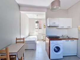 
                                                                                        Location
                                                                                         Beau studio meublé 15m2 Rouen Gare