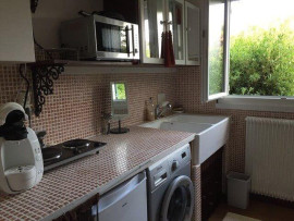 
                                                                                        Colocation
                                                                                         Beau studio meublé 16m²