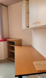 
                                                                                        Location
                                                                                         Beau studio meublé 16m² proche gare de Tours