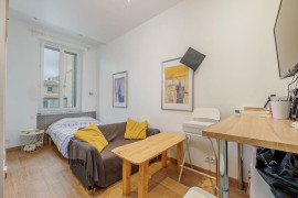 
                                                                                        Location
                                                                                         Beau studio meublé 17m² avec grand balcon