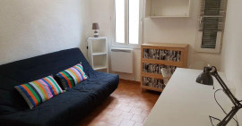 
                                                                                        Location
                                                                                         Beau studio Meublé 17m2 Aix-en-Provence Centre