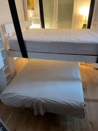 
                                                                                        Location
                                                                                         Beau studio meublé 18m²