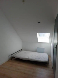 
                                                                                        Location
                                                                                         Beau studio meublé 18m²