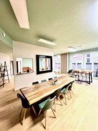 
                                                                                        Location
                                                                                         Beau studio meublé 18m²