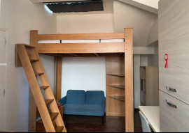
                                                                                        Location
                                                                                         Beau studio meublé 18m²