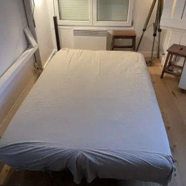 
                                                                                        Location
                                                                                         Beau studio meublé 18m² entièrement rénové