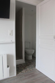 
                                                                                        Location
                                                                                         Beau studio meublé 18m² + place de parking