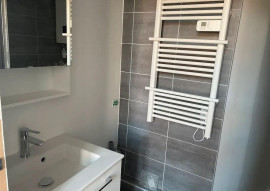 
                                                                                        Location
                                                                                         Beau studio meublé 19m² en parfait état