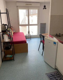 
                                                                                        Location
                                                                                         Beau studio meublé 19m² idéal étudiant