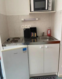 
                                                                                        Location
                                                                                         Beau studio meublé 19m² idéal étudiant