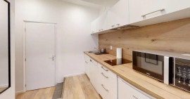 
                                                                                        Location
                                                                                         Beau studio meublé 19m² récemment rénové