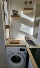 
                                                                                        Location
                                                                                         Beau studio meublé 20m² avec balcon refait à neuf