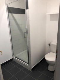 
                                                                                        Location
                                                                                         Beau studio meublé 20m² proche centre ville